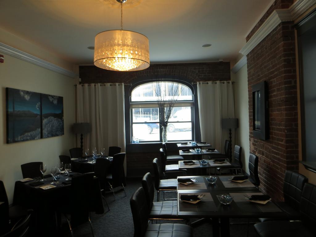The Duckworth Inn Сент Джонс Екстериор снимка
